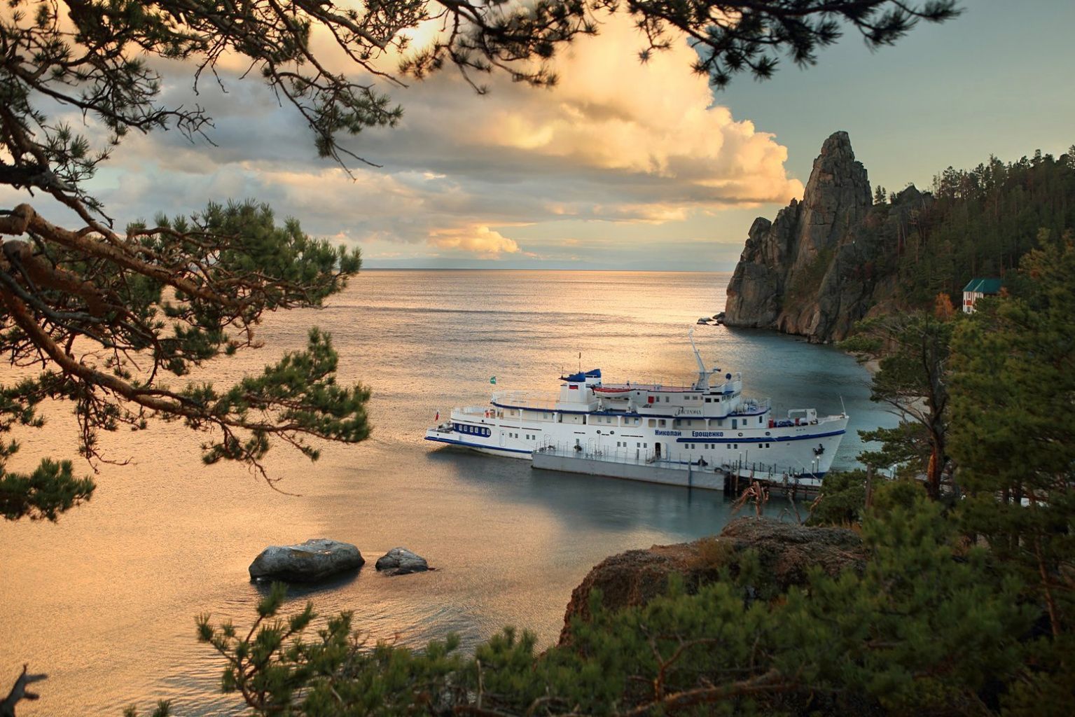 Baikalsee-Kreuzfahrt / Sibirien Baikalsee-Seefahrt mit MS «Imperia» 8 Tage