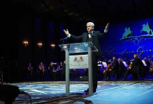 Der Dresdner Opernball in St. Petersburg