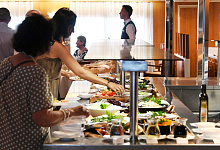 Kreuzfahrtschiff Knyaz Vladimir, Restaurant