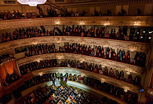 Der Dresdner Opernball in St. Petersburg