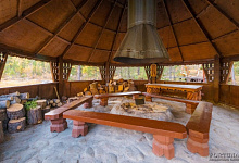 Erholungszentrum in den Sajan-Berge „Schumak“. Sibirien