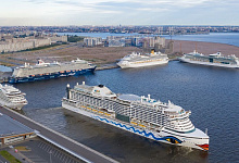 Passagierhafen Maritime Fassade (Morskoj fasad) von St. Petersburg, Russland