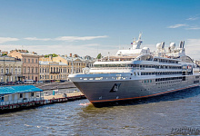 Passagierhafen Englischer Kai von St. Petersburg, Russland