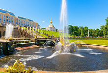 Landausflüge in St. Petersburg, Peterhof, Fontänen und Kaskaden