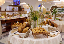 Neujahr und Silvesterreisen nach Moskau, Russland. Hotel Izmailovo 4*