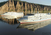 KREUZFAHRTEN AUF DER LENA, Lena-Felsen Sibirien
