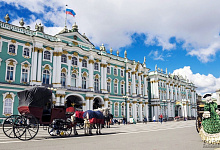 Hafen & Landausflug: die Stadtrundfahrt durch St. Petersburg, Schlossplatz, Russland