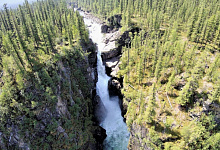 Sajan-Berge in Sibirien. Natur am Baikalsee in Russland