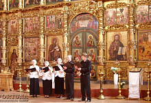 Wolga-Flussreisen durch Russland. Uglitsch