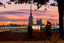 „Lichter der Weiße Nächte“, St. Petersburg, Russland